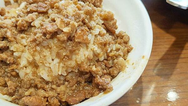 【台北美食】三元號魯肉飯｜台北最強的魯肉飯之一，絕對必嚐的老字號魯肉飯美食