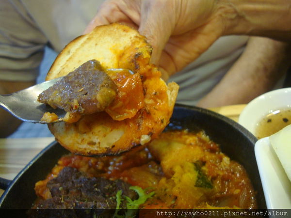 [宜蘭]8NANa八樂那※找回年輕快樂元素※童趣餐廳|小心常爆滿