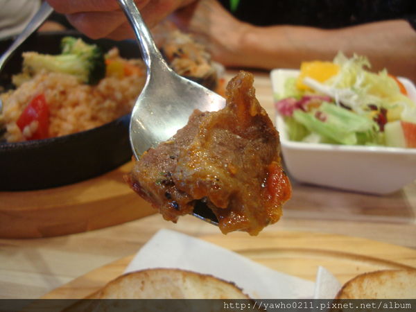 [宜蘭]8NANa八樂那※找回年輕快樂元素※童趣餐廳|小心常爆滿