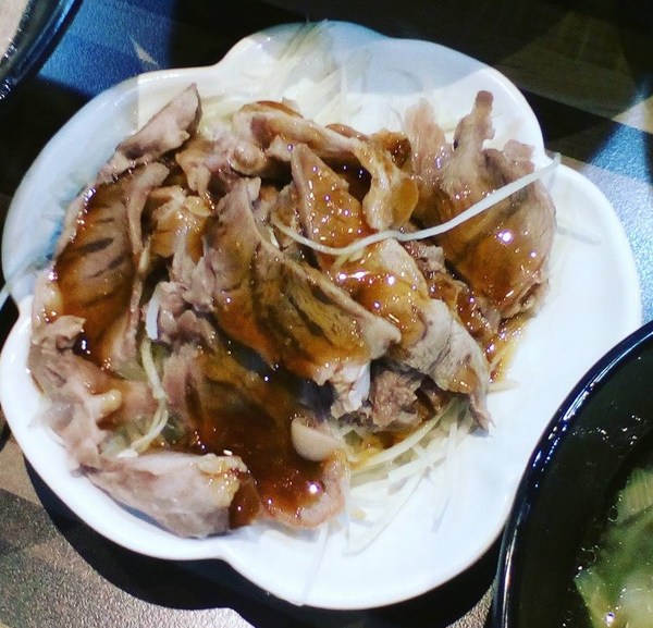 陳鐵心拌拌麵豬肝湯(國泰店)：傳承許久的平民小吃--陳鐵心 拌拌麵.豬肝湯(國泰店)体驗心得