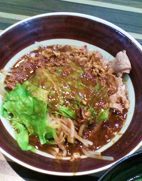 陳鐵心拌拌麵豬肝湯(國泰店)：傳承許久的平民小吃--陳鐵心 拌拌麵.豬肝湯(國泰店)体驗心得