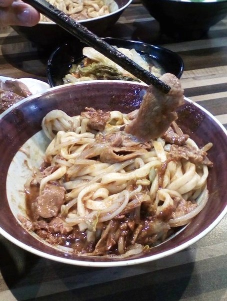 陳鐵心拌拌麵豬肝湯(國泰店)：傳承許久的平民小吃--陳鐵心 拌拌麵.豬肝湯(國泰店)体驗心得