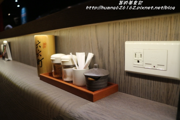 六六町:【台北大安區】延吉街居酒屋『六六町 焼き鳥 百姓酒場』聖誕節單人套餐、冬季限定火鍋、捷運忠孝敦化 六六町:【台北大安區】延吉街居酒屋『六六町 焼き鳥 百姓酒場』聖誕節單人套餐、冬季限定火鍋、捷運忠孝敦化