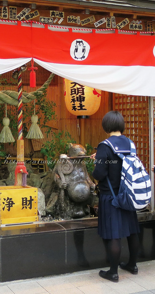 北國の旅 10.      當小祿來到狸小路..     狸小路＆本陣貍大明神社
