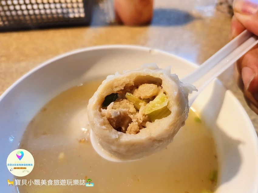 [食]新北 金山 酥脆內軟臭豆腐 搭配大顆魚丸湯 傳統美味 今晚就來點 小光頭港式脆皮臭豆腐