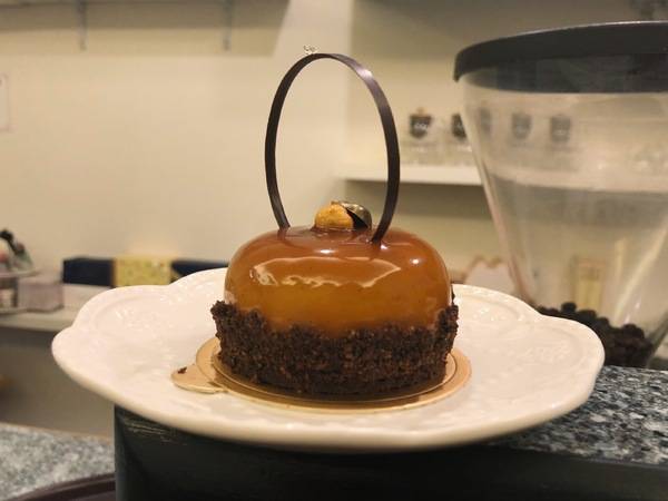 Cream & Sugar 甜忌廉甜點店:Cream & Sugar 甜忌廉甜點店:香港師傅的用心,不追求「打卡甜點」,而是了多層次味蕾感受 (ノ◕ヮ◕)ノ*:・゚✧ *甜點加購飲品享8折