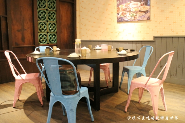 茶騷有味香港茶餐廳:三重港式料理/年菜可外帶『茶騷有味香港茶餐廳』金牌脆皮雞/捷運菜寮站