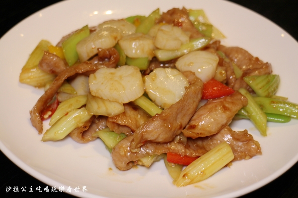 茶騷有味香港茶餐廳:三重港式料理/年菜可外帶『茶騷有味香港茶餐廳』金牌脆皮雞/捷運菜寮站