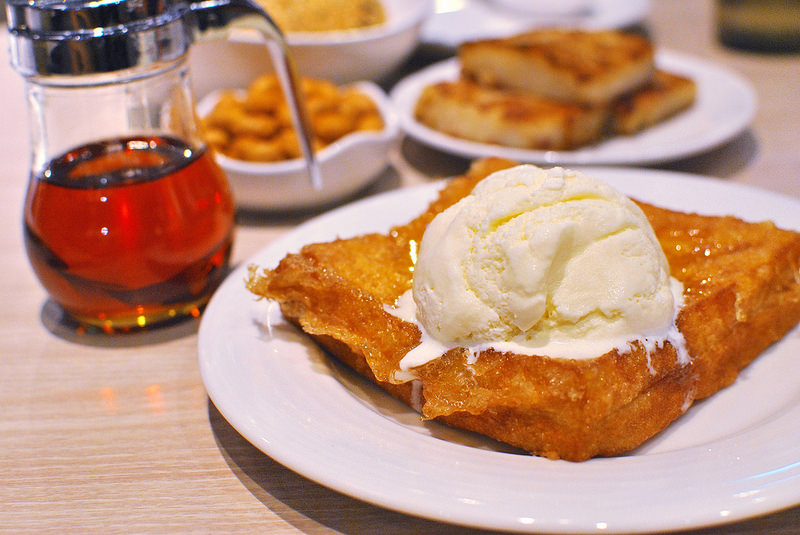 【三重港式】茶騷有味香港茶餐廳｜菜寮站港式料理、平民美食、香港就是這個味！芋頭控必點滑雞煲、招牌多汁脆皮雞｜寵物友善、平日不限時｜20161006更新