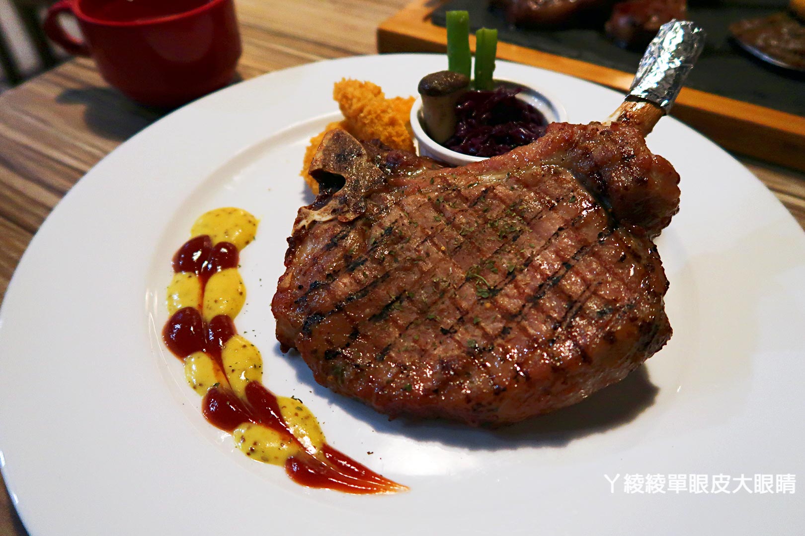 新竹景觀餐廳看夜景推薦，營業到凌晨！超大熊熊玻璃屋｜草莓蜜糖金磚吐司