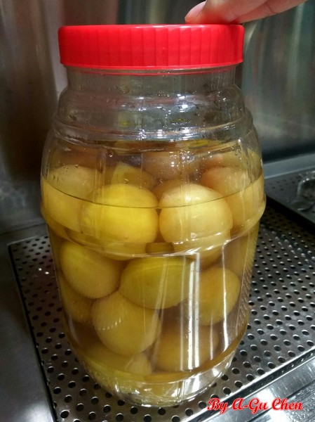 港茶經典-Konger Taste(永康店)：【臺南Ω永康區】港茶經典-Konger Taste（永康店）。下午茶時間來份雞蛋仔加絲襪奶茶當點心吧！