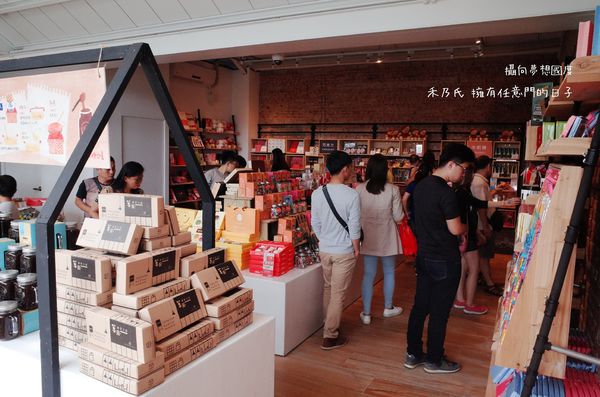 16-06-11-17-11-27-778_deco.jpg 16-06-11-17-11-27-778_deco.jpg