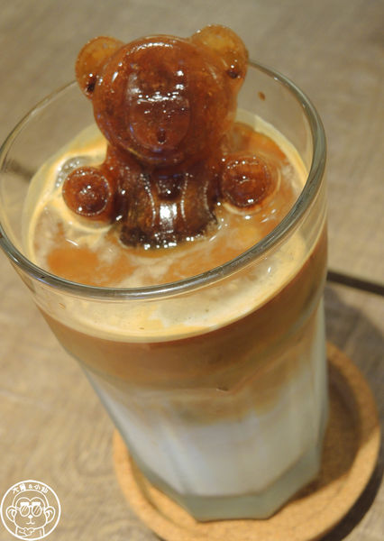 餓店碳烤吐司：呷飽祙【新北三重･餓店碳烤吐司】結合超夯碳烤吐司與創意飲品