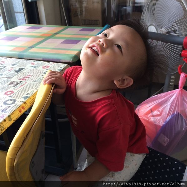 吉米老爹義大利麵:【竹北美食週記】超平價!口味比餐廳更濃厚,老闆怕出名的吉米老爹義大利麵。香甜金瓜濃湯,口味醇厚甘甜!大推薦! 吉米老爹義大利麵:【竹北美食週記】超平價!口味比餐廳更濃厚,老闆怕出名的吉米老爹義大利麵。香甜金瓜濃湯,口味醇厚甘甜!大推薦!