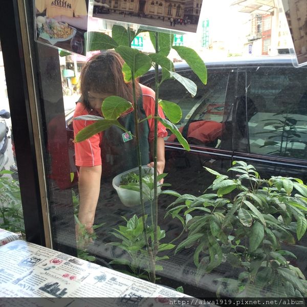 吉米老爹義大利麵:【竹北美食週記】超平價!口味比餐廳更濃厚,老闆怕出名的吉米老爹義大利麵。香甜金瓜濃湯,口味醇厚甘甜!大推薦! 吉米老爹義大利麵:【竹北美食週記】超平價!口味比餐廳更濃厚,老闆怕出名的吉米老爹義大利麵。香甜金瓜濃湯,口味醇厚甘甜!大推薦!