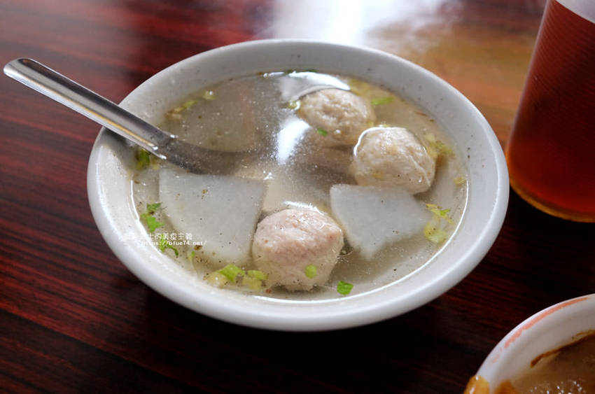 台中后里│后里國中肉圓-六十年老店.紅糟肉的肉圓和麵線喔~ - 藍色起士的美食主義