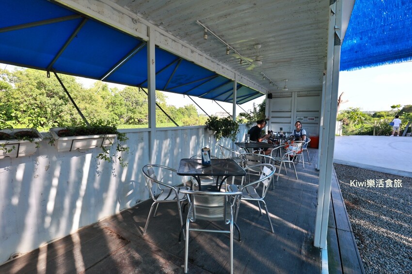 羊舍鮮羊乳彰化市景點｜彰化牧場門市推薦鮮羊乳好好喝，免門票可餵小羊兒