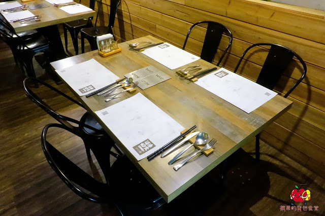 [食記] 新竹竹北 - 淡泊好食 多汁櫻桃鴨胸佐紅酒沙司 超厲害起司蛋捲又香又Q軟 鮮嫩美味沙朗牛排 鐵板燒套餐