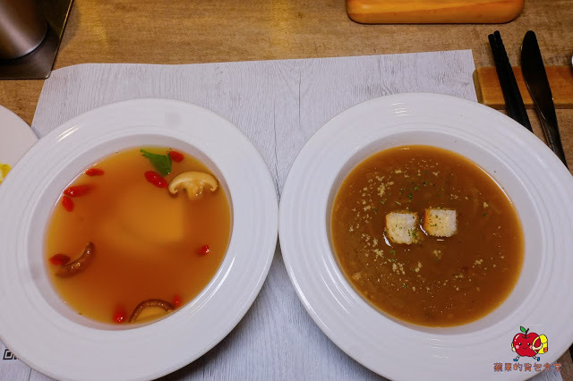 [食記] 新竹竹北 - 淡泊好食 多汁櫻桃鴨胸佐紅酒沙司 超厲害起司蛋捲又香又Q軟 鮮嫩美味沙朗牛排 鐵板燒套餐