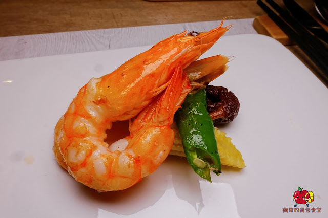 [食記] 新竹竹北 - 淡泊好食 多汁櫻桃鴨胸佐紅酒沙司 超厲害起司蛋捲又香又Q軟 鮮嫩美味沙朗牛排 鐵板燒套餐