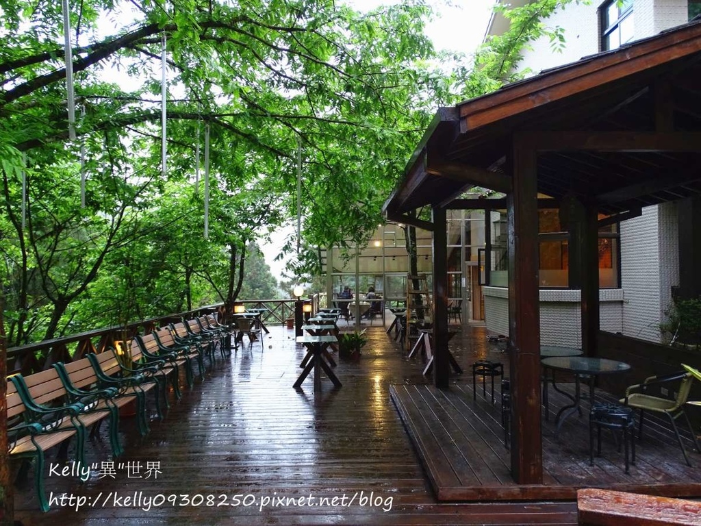 DSC05096-1200.jpg DSC05096-1200.jpg