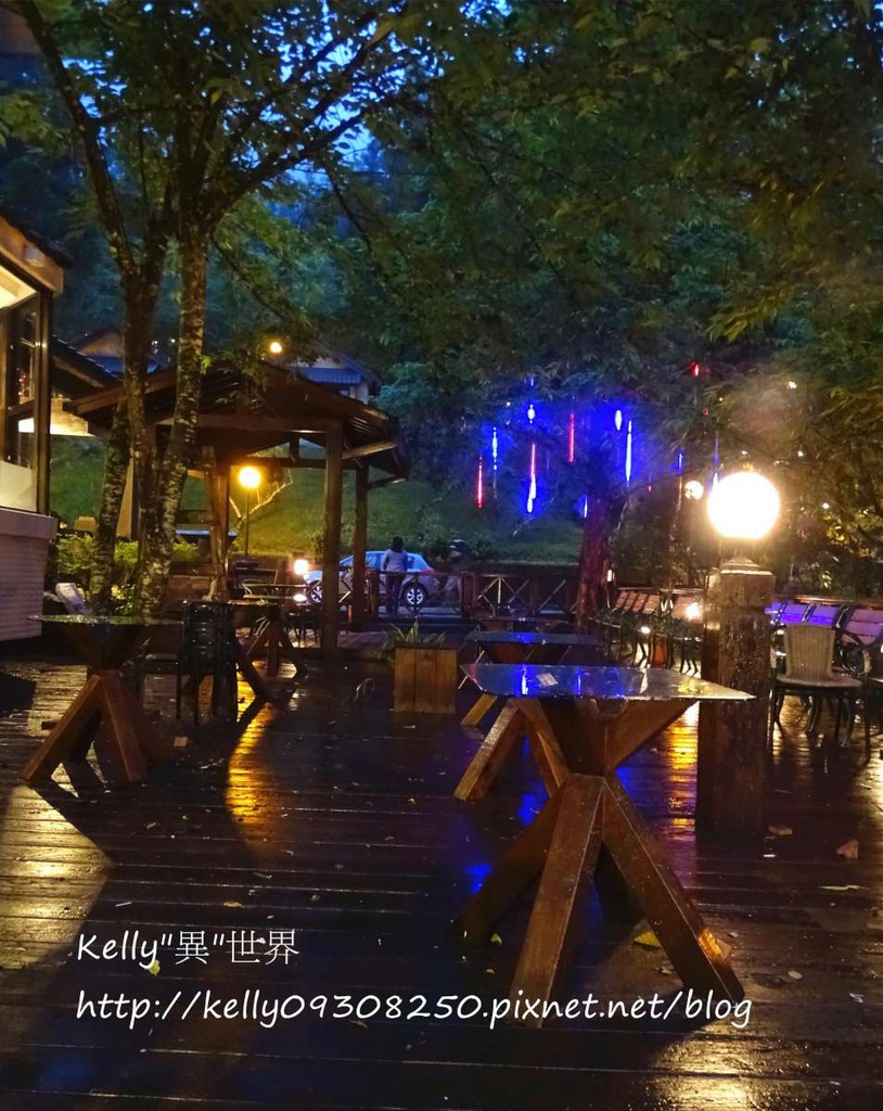 DSC05119-1200.jpg DSC05119-1200.jpg