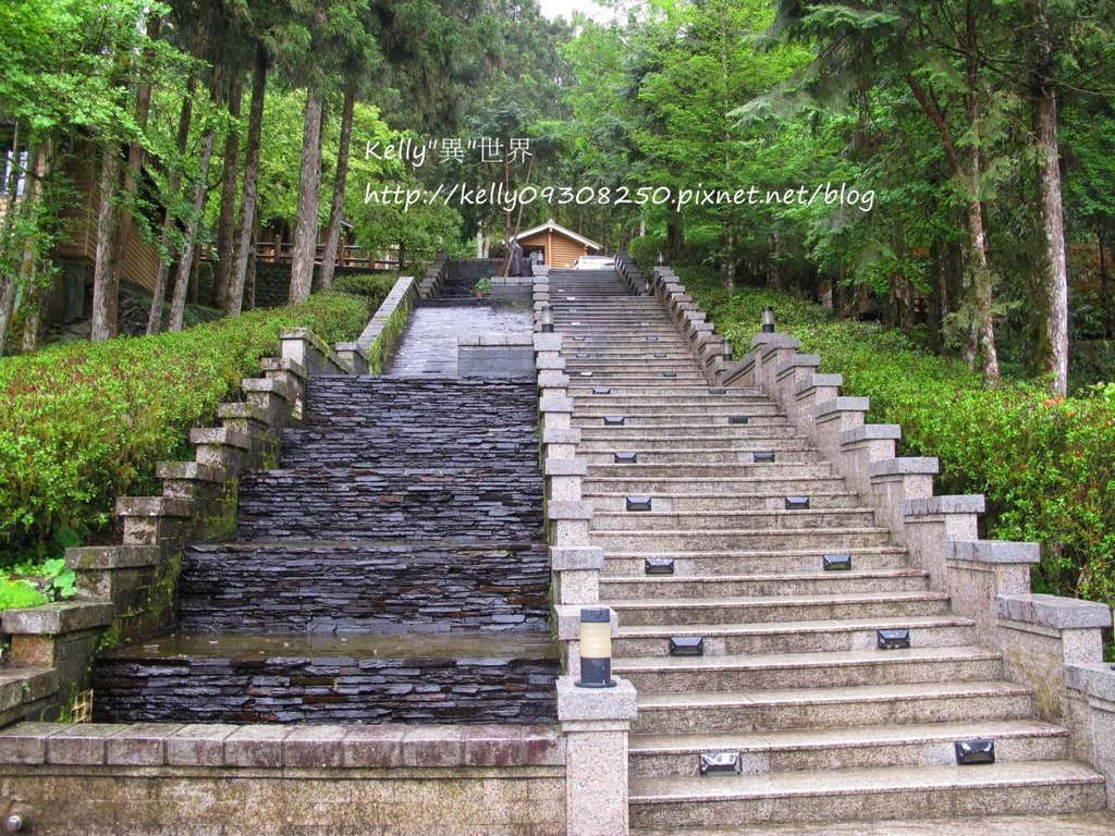 IMG_6362-1200.jpg IMG_6362-1200.jpg