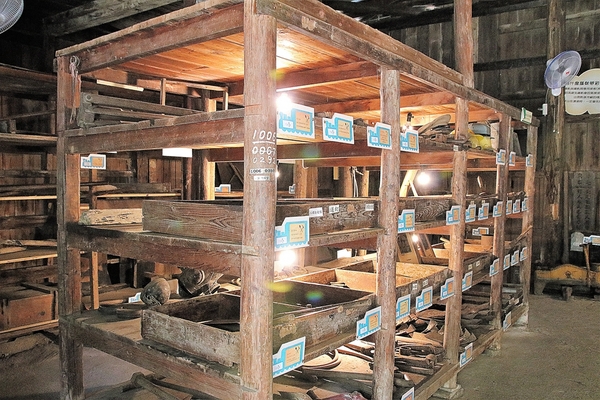 烏樹林休閒園區:【台南後壁景點】台糖烏樹林休閒園區~廠房浪漫彩繪牆,台糖古早味冰棒,戀戀五分車懷舊之旅,鐵道文化資產保存 烏樹林休閒園區:【台南後壁景點】台糖烏樹林休閒園區~廠房浪漫彩繪牆,台糖古早味冰棒,戀戀五分車懷舊之旅,鐵道文化資產保存