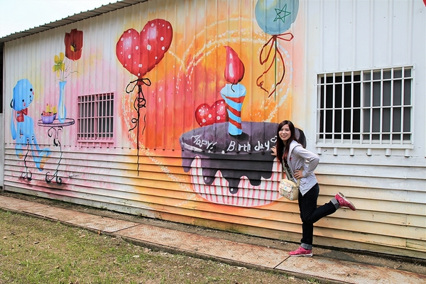 烏樹林休閒園區:【台南後壁景點】台糖烏樹林休閒園區~廠房浪漫彩繪牆,台糖古早味冰棒,戀戀五分車懷舊之旅,鐵道文化資產保存 烏樹林休閒園區:【台南後壁景點】台糖烏樹林休閒園區~廠房浪漫彩繪牆,台糖古早味冰棒,戀戀五分車懷舊之旅,鐵道文化資產保存