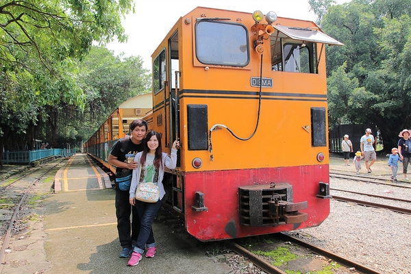 烏樹林休閒園區:【台南後壁景點】台糖烏樹林休閒園區~廠房浪漫彩繪牆,台糖古早味冰棒,戀戀五分車懷舊之旅,鐵道文化資產保存 烏樹林休閒園區:【台南後壁景點】台糖烏樹林休閒園區~廠房浪漫彩繪牆,台糖古早味冰棒,戀戀五分車懷舊之旅,鐵道文化資產保存