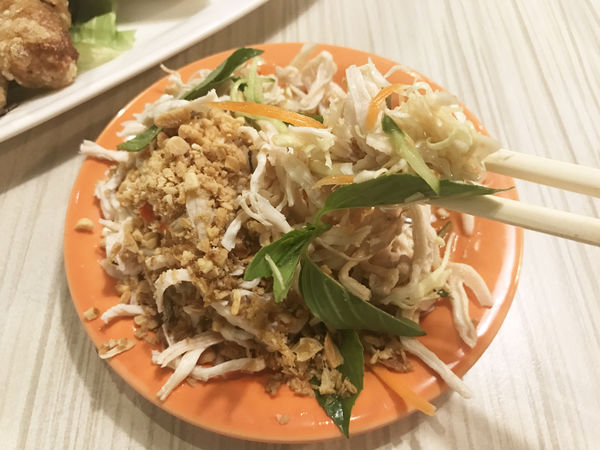 【新越越南麵食館】台北信義 - 五分埔道地越式料理 改良式溫哥華x越南口味