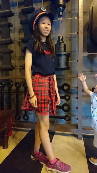 哈瑪星駁二線火車體驗之旅:高雄~哈瑪星駁二線 台灣鐵道館~噠噠噠 乘坐高鐵/蒸氣小火車出發囉~超適合親子同遊~