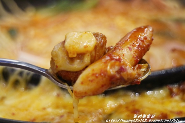 OMAYA春川炒雞(新北中和店):【新北中和區】超級豐富的一鍋三吃 辛普森湯 起司部隊鍋『OMAYA春川炒雞(新北中和店)』中和韓式推薦 OMAYA春川炒雞(新北中和店):【新北中和區】超級豐富的一鍋三吃 辛普森湯 起司部隊鍋『OMAYA春川炒雞(新北中和店)』中和韓式推薦