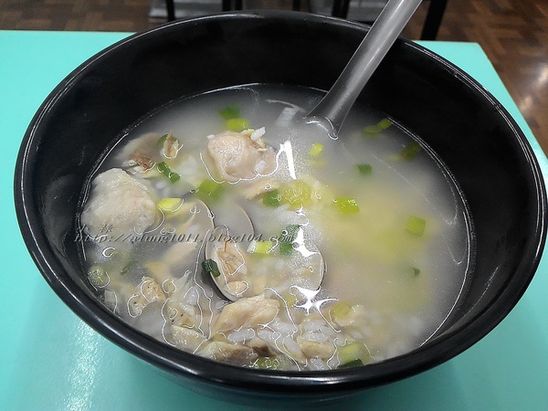 四哥鮮魚湯  ..消費滿百虱目魚頭無限嗑 )))))