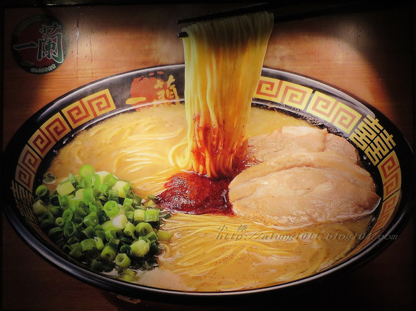 陌生的城市。寒風夜雨。只為一親湯頭…       一蘭本社総本店