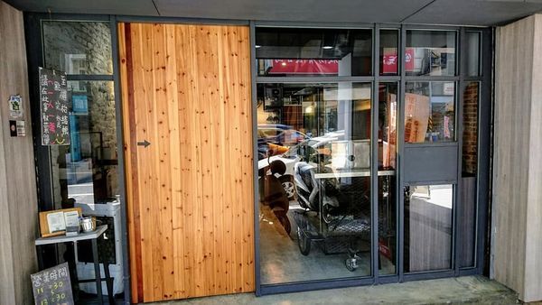 48982078_2197281823636828_293647493848104960_n