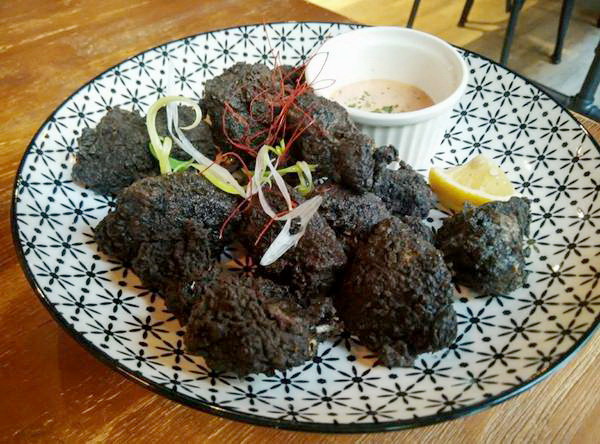 好處:好處-台大附近約會聚餐的好所在 燈光美氣氛佳 餐點更是出色 服務也超親切 一定再回訪