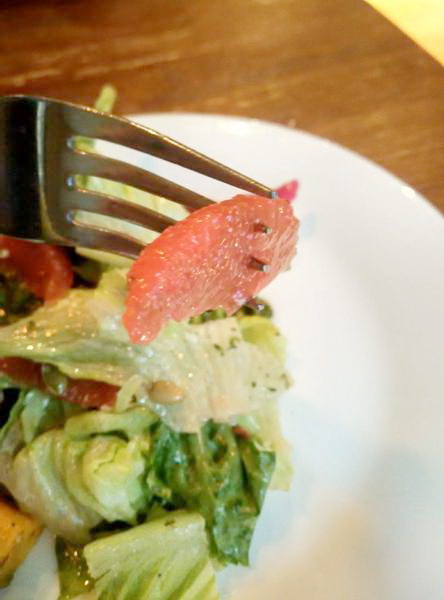 好處:好處-台大附近約會聚餐的好所在 燈光美氣氛佳 餐點更是出色 服務也超親切 一定再回訪