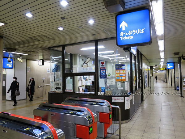 來去坐地鐵~ 福岡空港橘線夜間疾行記