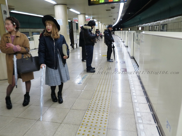 來去坐地鐵~ 福岡空港橘線夜間疾行記