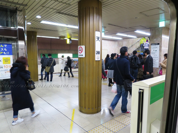來去坐地鐵~ 福岡空港橘線夜間疾行記