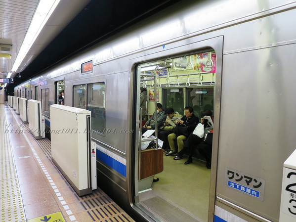來去坐地鐵~ 福岡空港橘線夜間疾行記