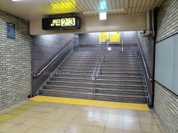 來去坐地鐵~ 福岡空港橘線夜間疾行記