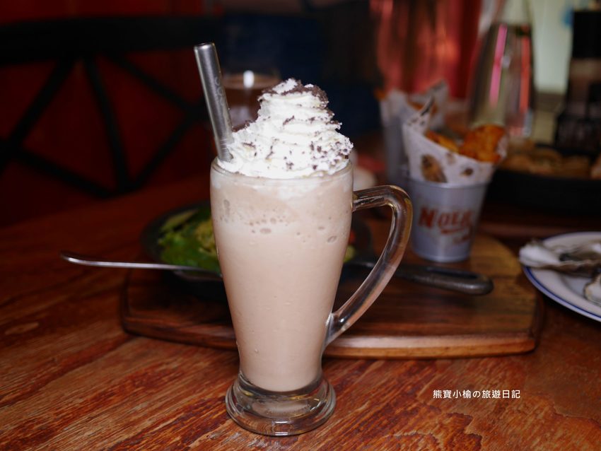 【台中北屯美食】Nola Kitchen紐澳良小廚崇德店,台中高質感餐酒館,下午也有營業唷!新鮮現開英國生蠔好好吃,還有獨家楓糖鬆餅炸雞。 @熊寶小榆の旅遊日記 【台中北屯美食】Nola Kitchen紐澳良小廚崇德店,台中高質感餐酒館,下午也有營業唷!新鮮現開英國生蠔好好吃,還有獨家楓糖鬆餅炸雞。 @熊寶小榆の旅遊日記