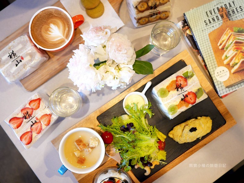 【台中北屯美食】Nola Kitchen紐澳良小廚崇德店,台中高質感餐酒館,下午也有營業唷!新鮮現開英國生蠔好好吃,還有獨家楓糖鬆餅炸雞。 @熊寶小榆の旅遊日記 【台中北屯美食】Nola Kitchen紐澳良小廚崇德店,台中高質感餐酒館,下午也有營業唷!新鮮現開英國生蠔好好吃,還有獨家楓糖鬆餅炸雞。 @熊寶小榆の旅遊日記