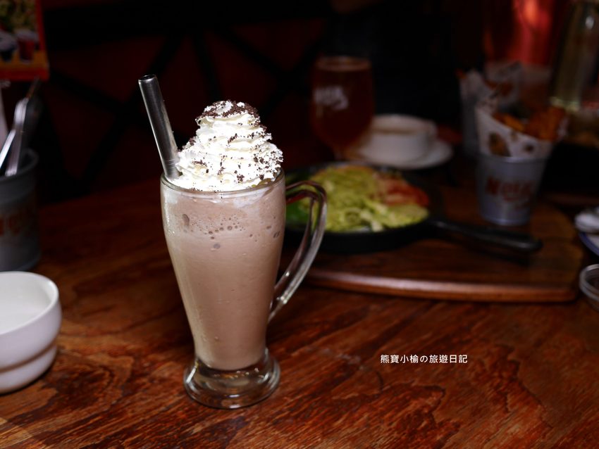 【台中北屯美食】Nola Kitchen紐澳良小廚崇德店,台中高質感餐酒館,下午也有營業唷!新鮮現開英國生蠔好好吃,還有獨家楓糖鬆餅炸雞。 @熊寶小榆の旅遊日記 【台中北屯美食】Nola Kitchen紐澳良小廚崇德店,台中高質感餐酒館,下午也有營業唷!新鮮現開英國生蠔好好吃,還有獨家楓糖鬆餅炸雞。 @熊寶小榆の旅遊日記