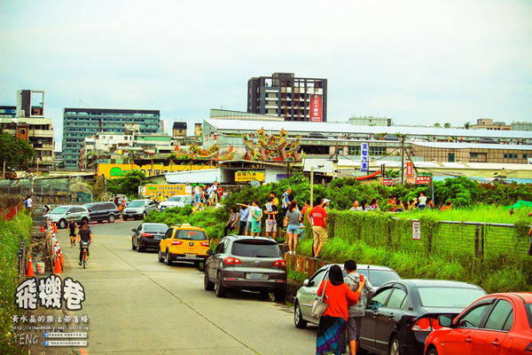 濱江街180巷(飛機巷)|《台北市松山區飛機迷必來近距離拍攝景點推薦;飛機巷裡的震撼力,好威!》