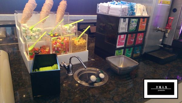 高雄國賓大飯店-i River愛河牛排海鮮自助餐廳: 【高雄/食﹡鹽埕】精緻甜點包君滿意.高雄國賓大飯店-i River愛河牛排海鮮自助餐廳