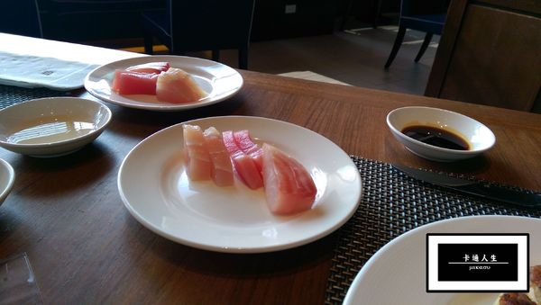 高雄國賓大飯店-i River愛河牛排海鮮自助餐廳: 【高雄/食﹡鹽埕】精緻甜點包君滿意.高雄國賓大飯店-i River愛河牛排海鮮自助餐廳