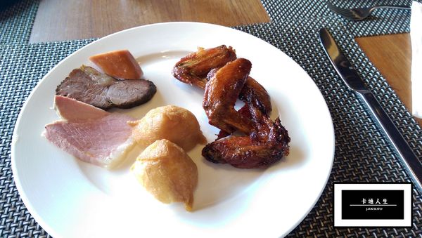 高雄國賓大飯店-i River愛河牛排海鮮自助餐廳: 【高雄/食﹡鹽埕】精緻甜點包君滿意.高雄國賓大飯店-i River愛河牛排海鮮自助餐廳